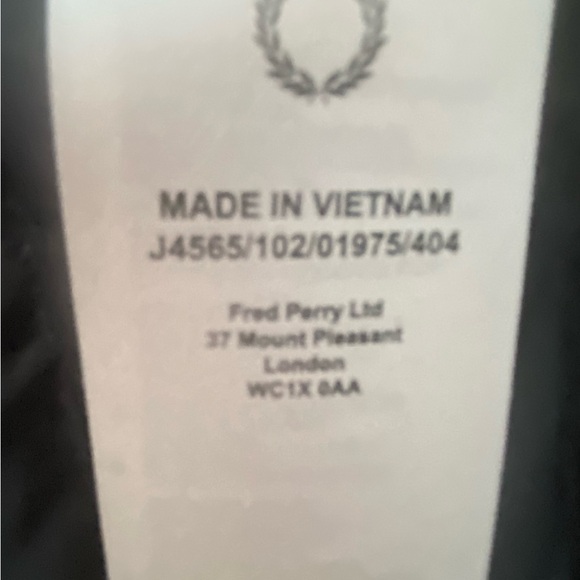 Fred Perry Black Hooded Insulated Jacket - Picture 7 of 12